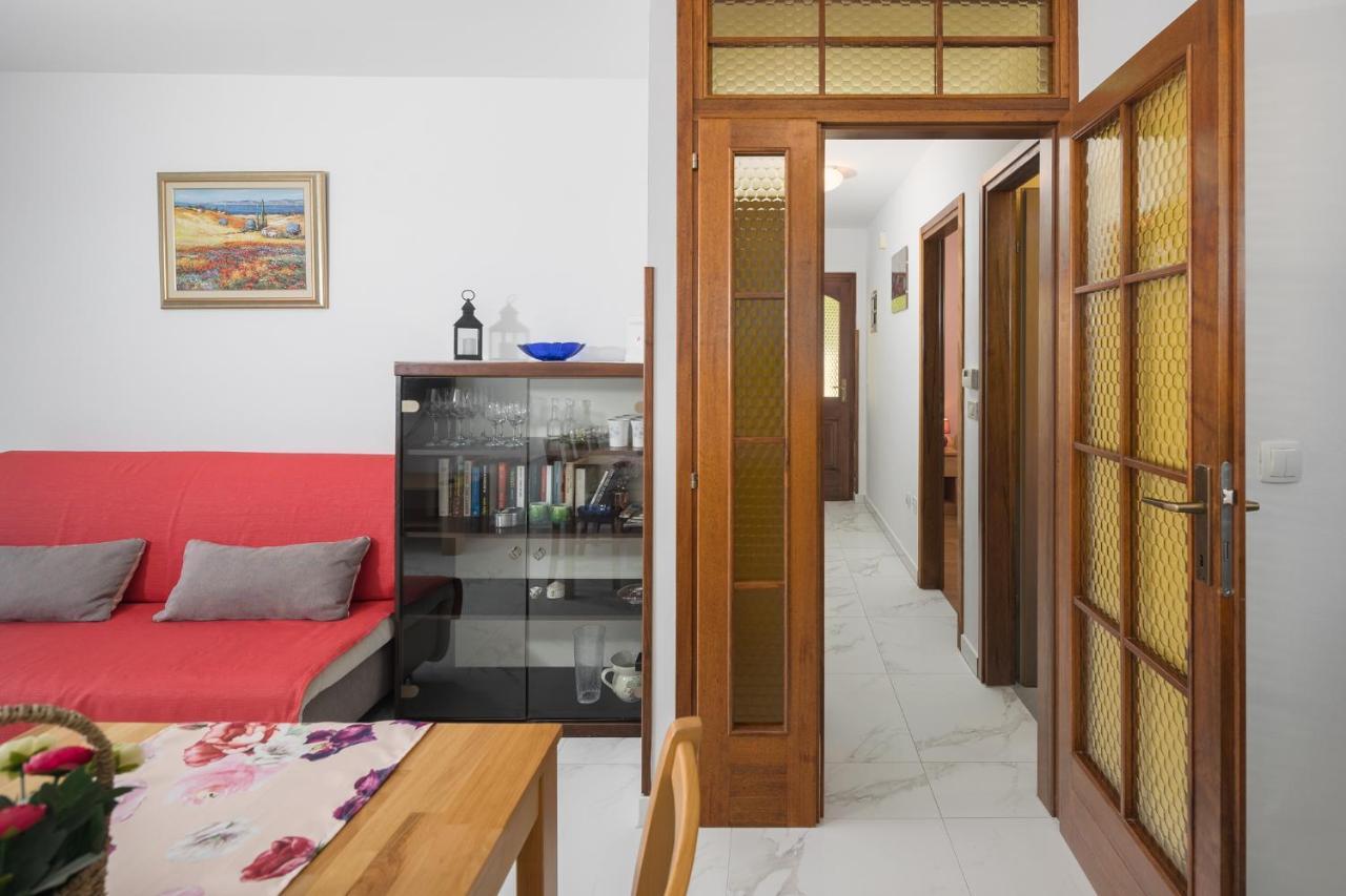 Elena Apartment Porec Exterior photo